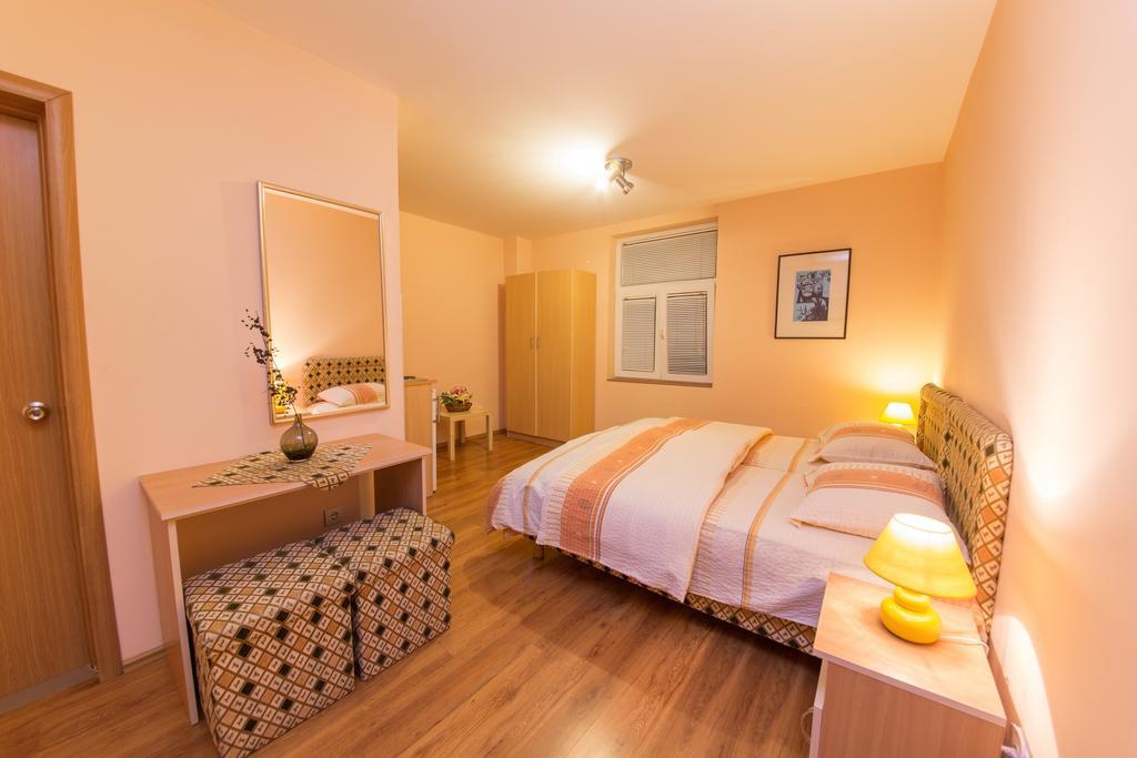 Apartments Bokan 센틴제 외부 사진